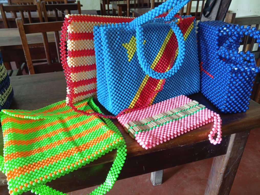 Sacs en perles artisanaux